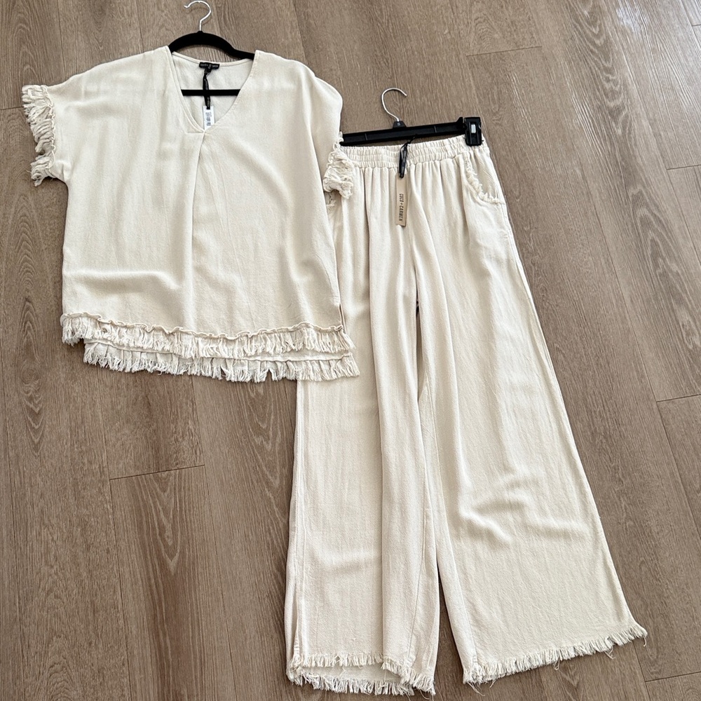 Coco + Carmen Cream Set